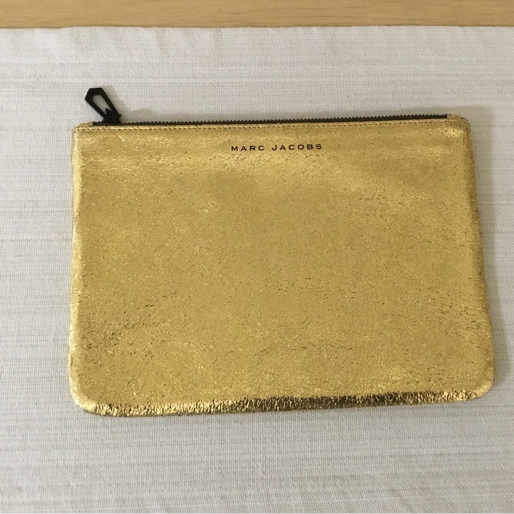 Marc Jacob X Neiman Marcus Target Gold Pouch - image 3